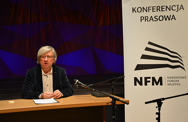 Podczas konferencji prasowej program festiwalu przedstawił dyr. NFM, Andrzej Kosendiak